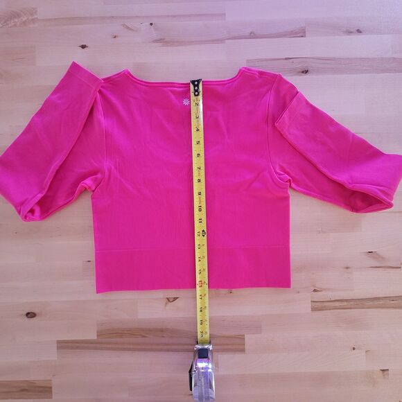 Athleta Womens Aurora Seamless Crop Top Long Sleeve Tulip Pink Size L Yoga Gym - Picture 4 of 11